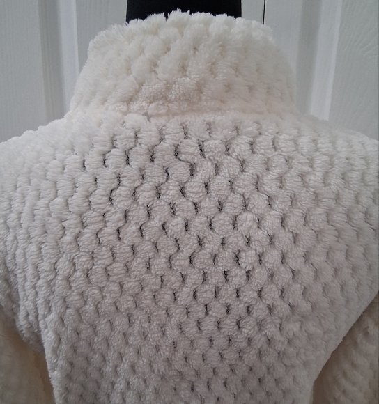 Great Northwest Cream Fleece Jacket   Size S - Picture 7 of 15